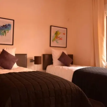 Apartment Lagenhet Med 4 Pooler, Gym, Restaurang & Jatte Nara Puerto Banus & Golf Marbella